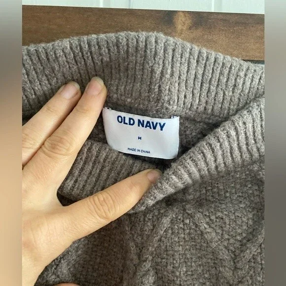 Old Navy High-Waisted Diamond Stitch Cable-Knit set,  Taupe, size S&M - Picture 11 of 14